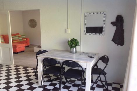 Photo of property in 35 Tremaine Avenue, Two Mile Bay, Taupo, 3330