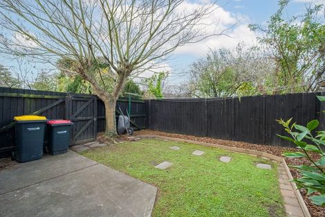 Photo of property in 2/112a Poulson Street, Addington, Christchurch, 8024