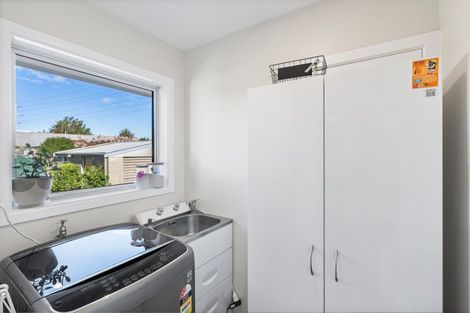 Photo of property in 5 Denise Crescent, Hornby, Christchurch, 8042