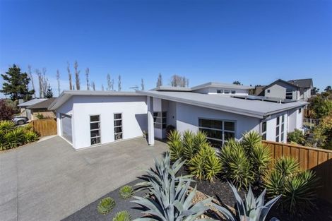 Photo of property in 7 Waipara Road, Pegasus, 7612