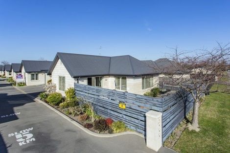 Photo of property in 4/24 Victoria Street, Rangiora, 7400