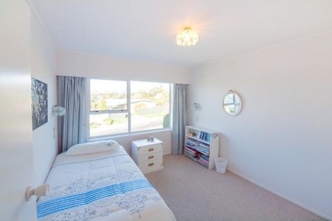 Photo of property in 25 Cranwell Street, Churton Park, Wellington, 6037