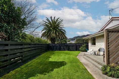 Photo of property in 19b Totara Crescent, Woburn, Lower Hutt, 5010