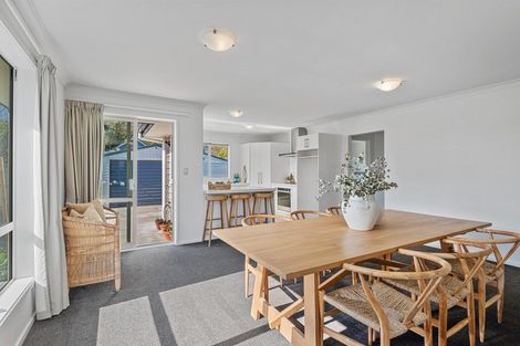 Photo of property in 11 Bowenvale Avenue, Cashmere, Christchurch, 8022