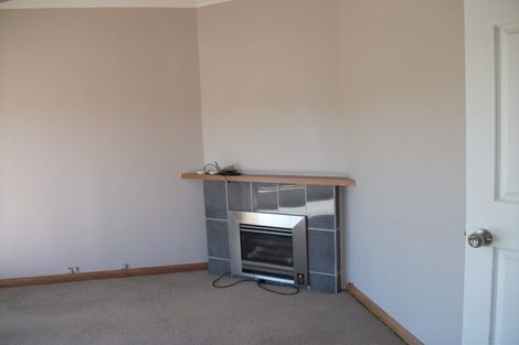 Photo of property in 4 Westland Road, Mount Cook, Wellington, 6021