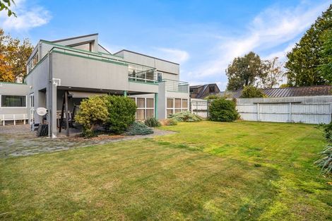 Photo of property in 103 Grahams Road, Burnside, Christchurch, 8053