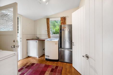 Photo of property in 51 Victoria Street, Oxford, 7430