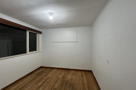 Photo of property in 20 Ribblesdale Road, Henderson, Auckland, 0612