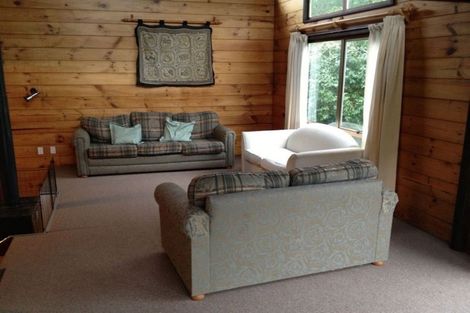 Photo of property in 12 Cross Street, Karori, Wellington, 6012