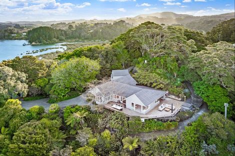 Photo of property in 596 Leigh Road, Whangateau, Warkworth, 0985