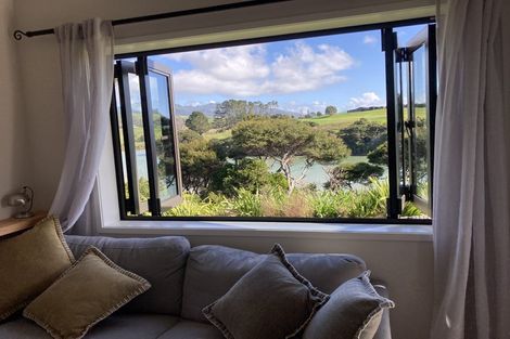 Photo of property in 10 Pekapeka Street, Raglan, 3225