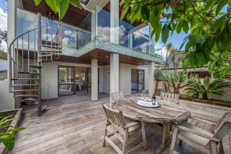 Photo of property in 1/13 Takutai Avenue, Bucklands Beach, Auckland, 2012