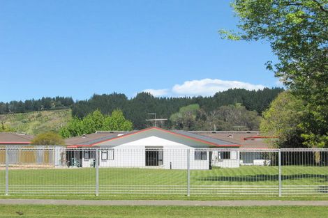 Photo of property in 105 Iranui Road, Inner Kaiti, Gisborne, 4010