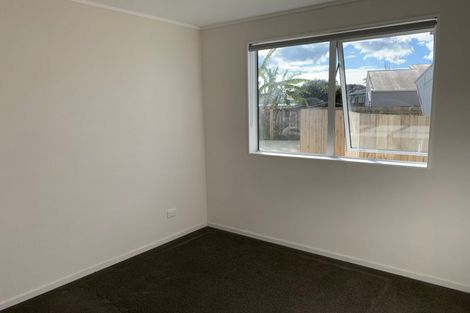 Photo of property in 151 Bruce Mclaren Road, Henderson, Auckland, 0612