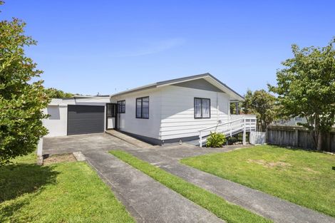 Photo of property in 8 Tahurangi Place, Spotswood, New Plymouth, 4310