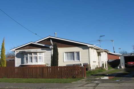 Photo of property in 106 Park Street, Winton, 9720
