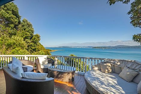 Photo of property in 236 Marine Drive, Lowry Bay, Lower Hutt, 5013