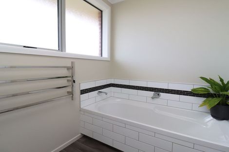 Photo of property in 10 Stoke Street, Oamaru, 9400