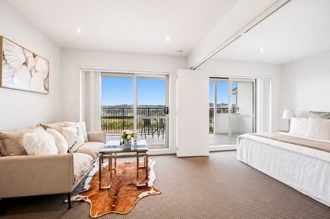Photo of property in 10e/60 Masons Road, Oteha, Auckland, 0632