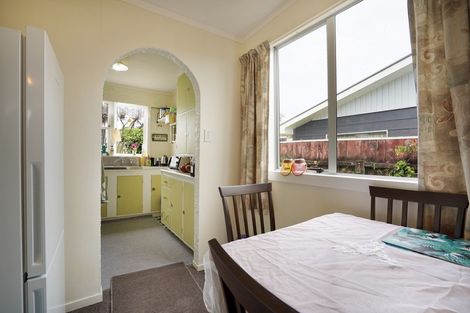 Photo of property in 16 Chrystal Street, Foxton Beach, Foxton, 4815