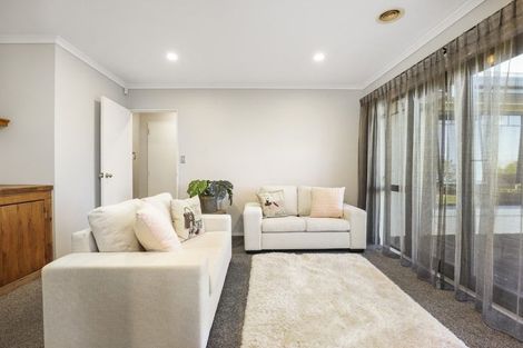 Photo of property in 49 Ayrshire Drive, Grandview Heights, Hamilton, 3200