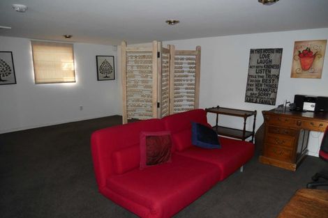 Photo of property in 93 Brockworth Place, Riccarton, Christchurch, 8011