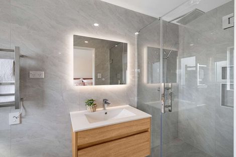 Photo of property in 7d Kotahi Road, Mount Wellington, Auckland, 1062