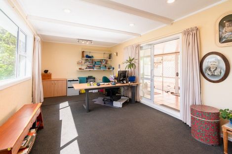 Photo of property in 47 Bracken Road, Paparangi, Wellington, 6037