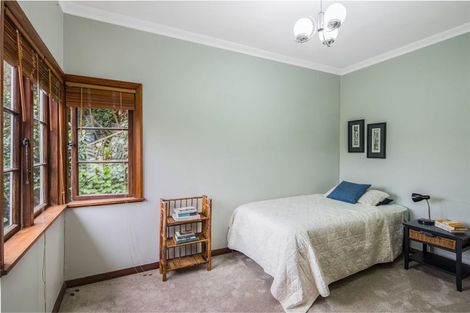 Photo of property in 122 Totara Road, Miramar, Wellington, 6022