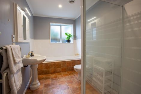 Photo of property in 6 Rhodes Street, Carterton, 5713