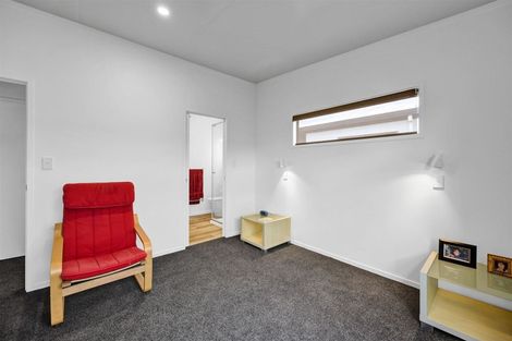 Photo of property in 70a Argyle Street, Hawera, 4610