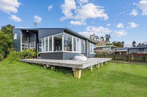 Photo of property in 3428 Pourerere Beach Road, Pourerere, Omakere, 4271