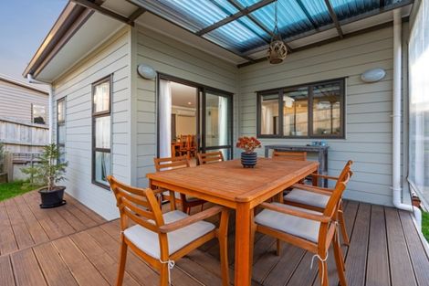 Photo of property in 9 Rochfort Crescent, Pyes Pa, Tauranga, 3112