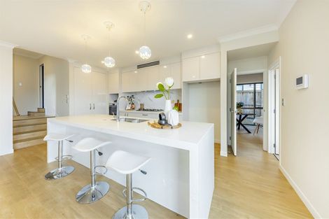 Photo of property in 33 Mcquoids Road, Flat Bush, Auckland, 2019