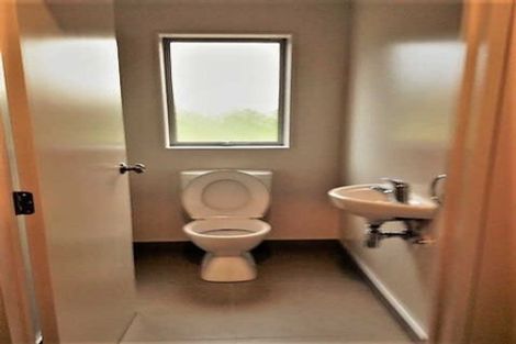 Photo of property in 5/14b Moffat Road, Red Beach, 0932