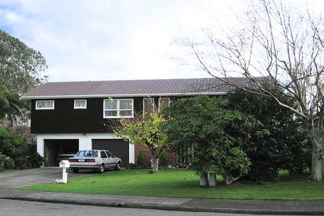 Photo of property in 5 Paretai Grove, Waikanae, 5036