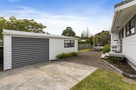 Photo of property in 5 Courtney Close, Pauanui, Hikuai, 3579