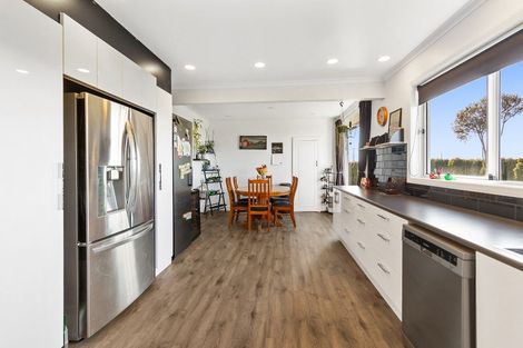 Photo of property in 8 Arowhenua Station Road, Kerrytown, Timaru, 7973