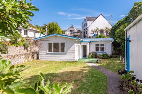 Photo of property in 93 Wellington Road, Paekakariki, 5034