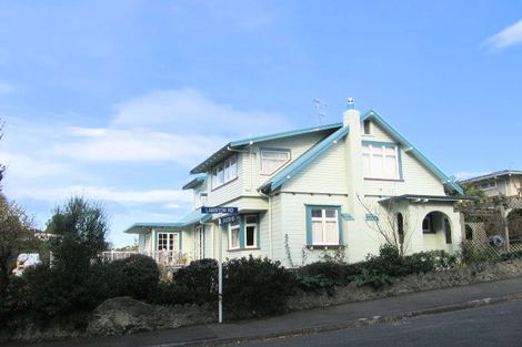 Photo of property in 1 Lambton Road, Hospital Hill, Napier, 4110