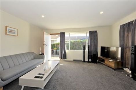 Photo of property in 2/94 Peverel Street, Riccarton, Christchurch, 8041