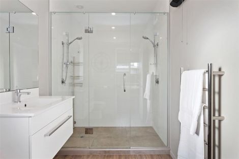 Photo of property in 94 Aston Drive, Waimairi Beach, Christchurch, 8083