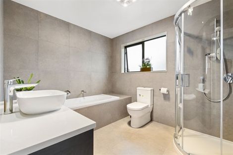 Photo of property in 19 Hangar Lane, Whenuapai, Auckland, 0618