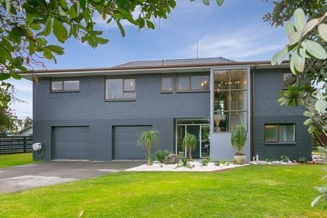 Photo of property in 22 Culzean Grove, Bell Block, New Plymouth, 4312