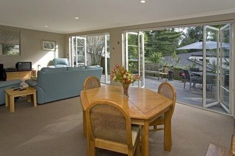 Photo of property in 50a Pupuke Road, Hillcrest, Auckland, 0627