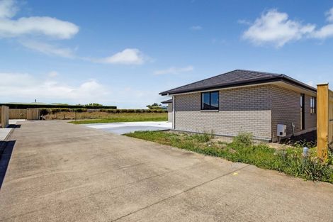 Photo of property in 34 County Drive, Hawera, 4610