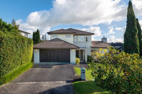 Photo of property in 31 Oakway Drive, Schnapper Rock, Auckland, 0632