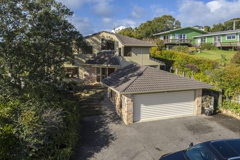 Photo of property in 33 Whale Cove, Stanmore Bay, Whangaparaoa, 0932