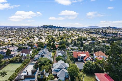 Photo of property in 18 Landscape Road, Mount Eden, Auckland, 1024