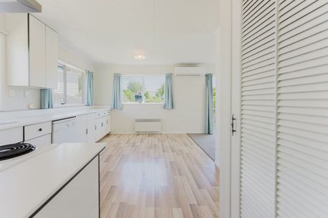 Photo of property in 50 Trelawney Crescent, Westown, New Plymouth, 4310